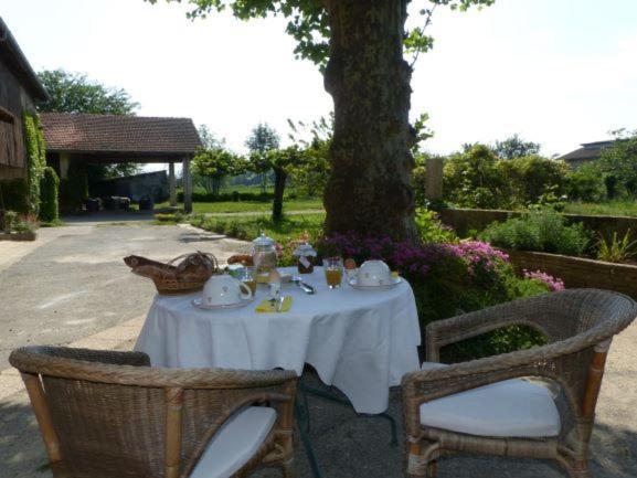 La Ferme De Chaleyre Bed & Breakfast Romans-sur-Isere Bagian luar foto